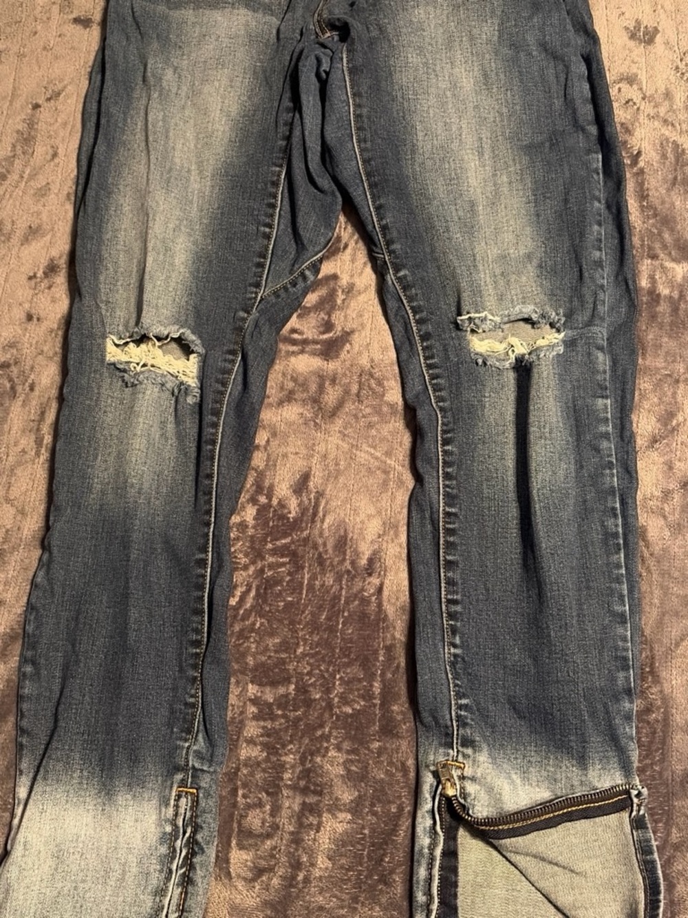 Arizona Jean Company Men’s Distressed Blue Slim Straight Jeans with Ankle Zips